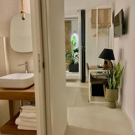 Almari 3* Cagliari